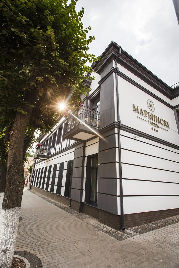 Hotel Mariinskiy Baranavičy Exteriér fotografie